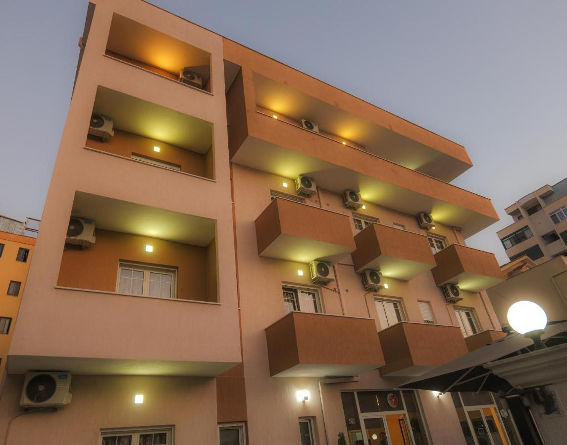 Hotel Vila Dedej Durrës Exteriör bild